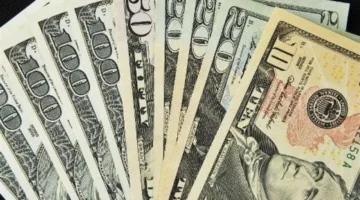 تقلبات طفيفة.. سعر الدولار أمام الجنيه المصري في تعاملات البنوك ليوم الجمعة